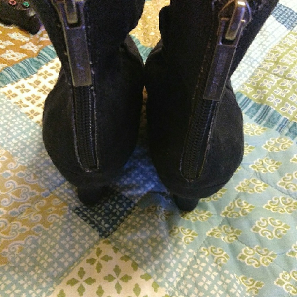 Nine West Black Suede Ankle boots